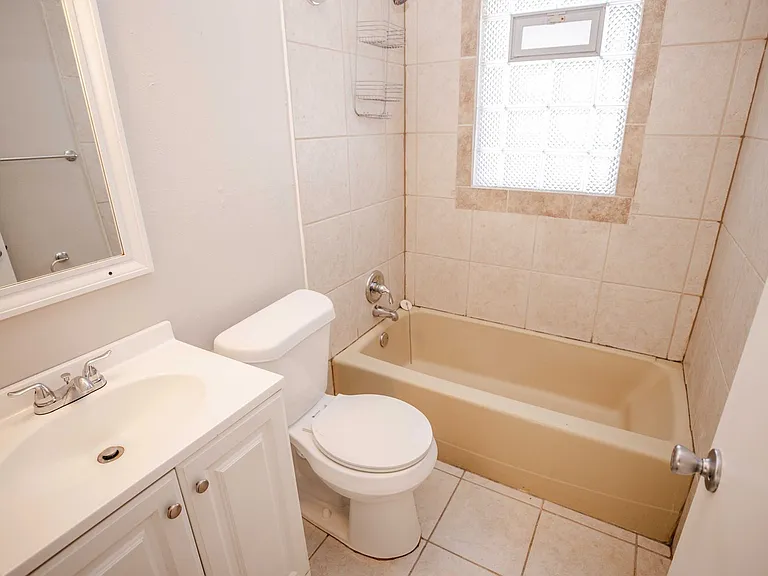 213 Warrington Rd — Photo 9