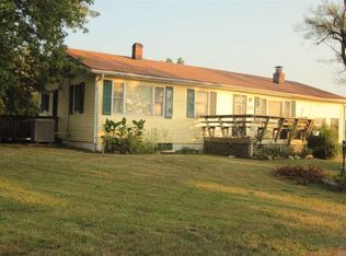705 W Butterfield Trl, Cole Camp, MO 65325