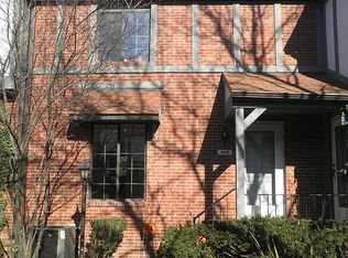 103 Woodcrest Dr, Sewickley, PA 15143
