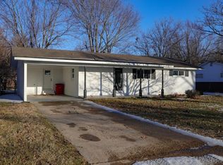 804 Cambridge Dr, Sikeston, MO 63801