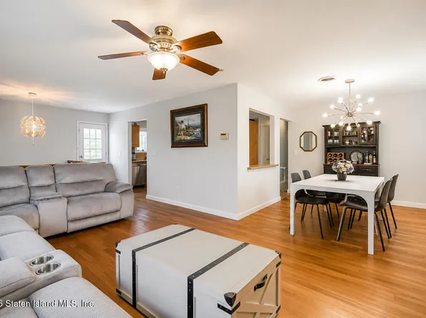 644 Craig Ave, Staten Island, NY 10307