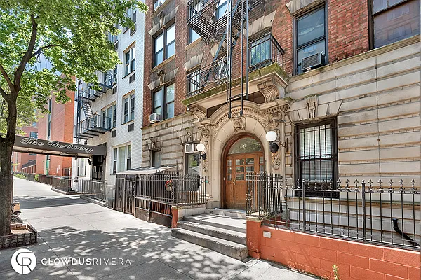 Rented by Cooper & Cooper Real Estate | media 8