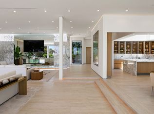 365 Trousdale Pl, Beverly Hills, CA 90210