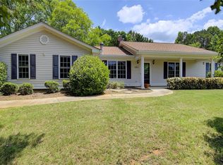 280 Cherokee Dr, Fair Play, SC 29643