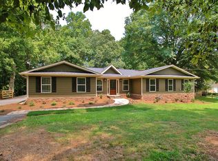 827 Old Jones Rd, Alpharetta, GA 30004