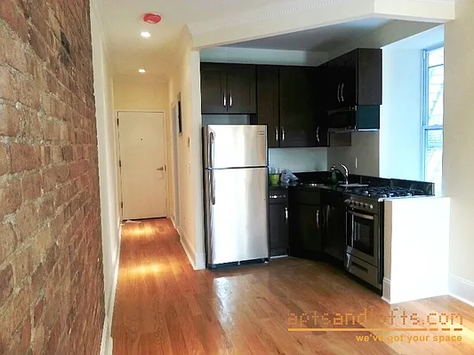 Rented by aptsandlofts.com | media 42