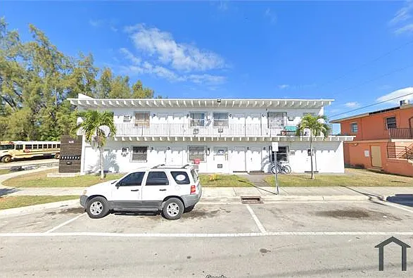 1 bed, 800 sqft, $1,700 — Photo 3