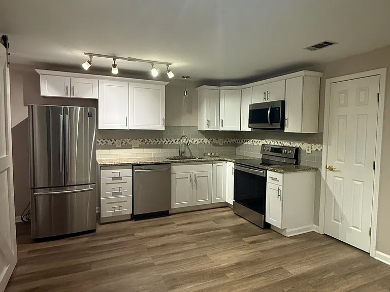 7360 Waters Edge Dr #2 — Photo 3