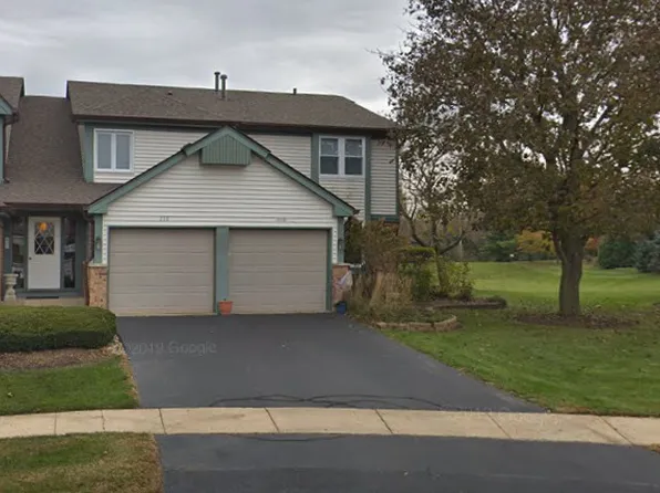 238 Benham Ct #238, St Charles, IL 60174