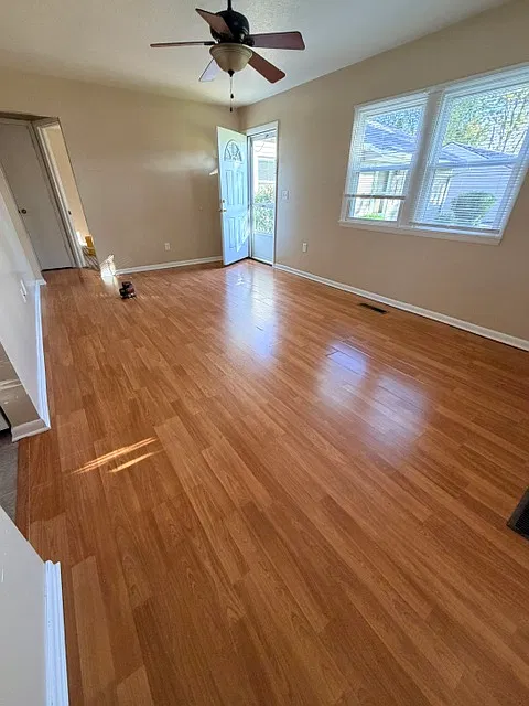 2 bed, $1,250 — Photo 2