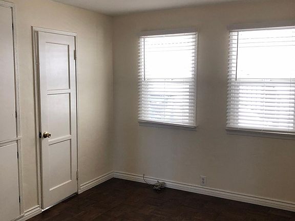 2nd image of 5353 Newtonia Dr