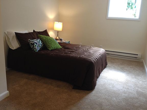 3rd image of 12319 35th Ave NE #19B