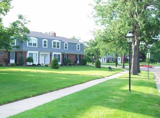 45 Guilford Ln APT 5, Amherst, NY 14221