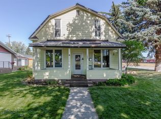 102 S 3rd St, Manhattan, MT 59741