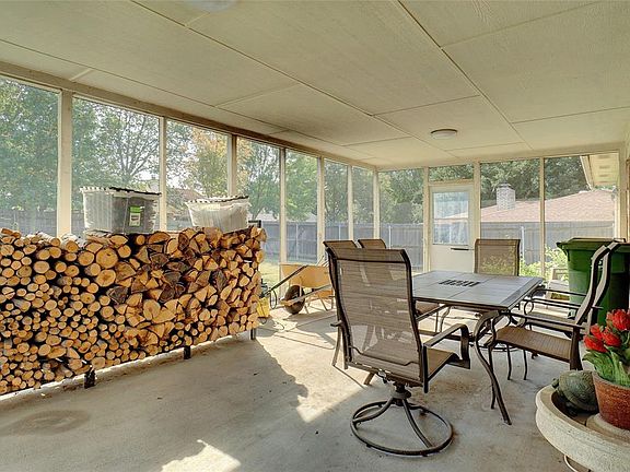 4th image of 6716 Greendale Ct