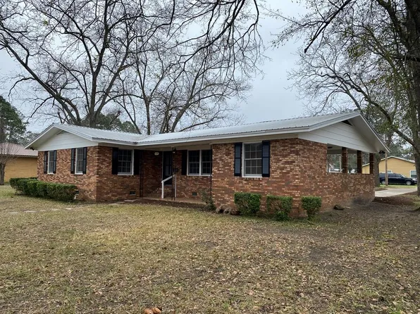 708 E 14th Ave, Cordele, GA 31015