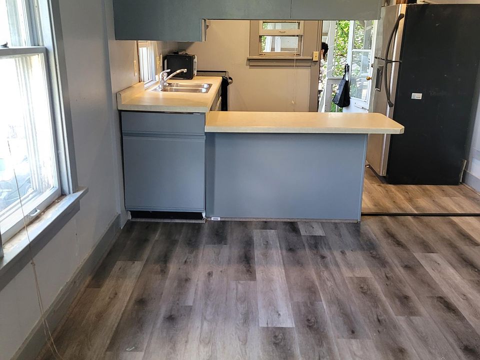2nd image of 4603 Buckeye Rd #2