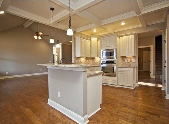 3rd image of 4619 W Buckeye Dr