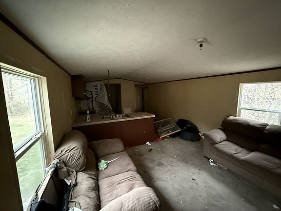 3rd image of 3320 Trace Creek Rd