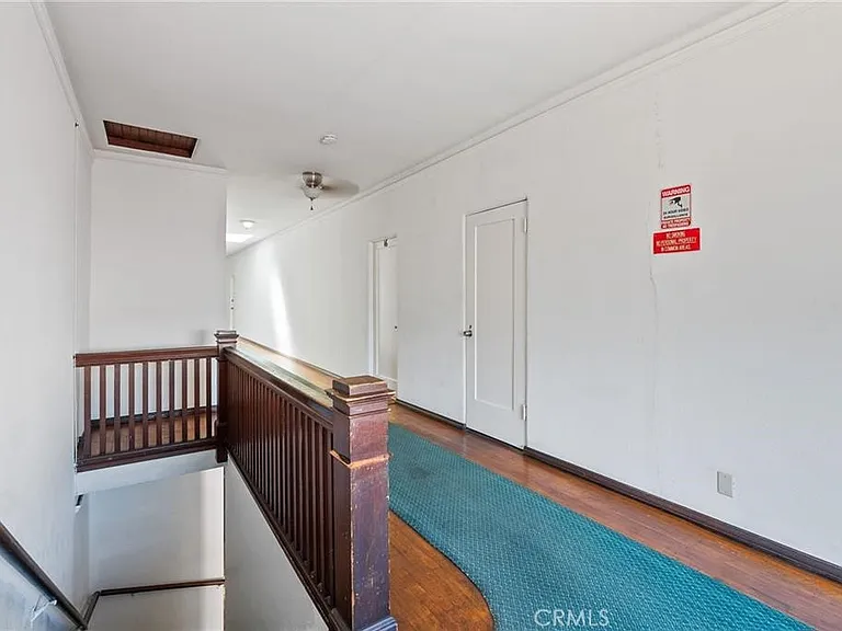 723 E 3rd St #11 — Photo 11