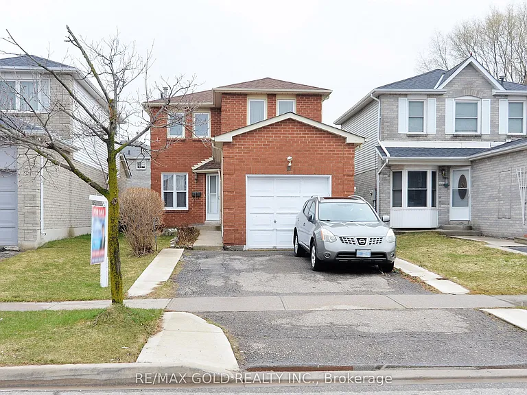 9 Ravenswood Dr — Photo 1