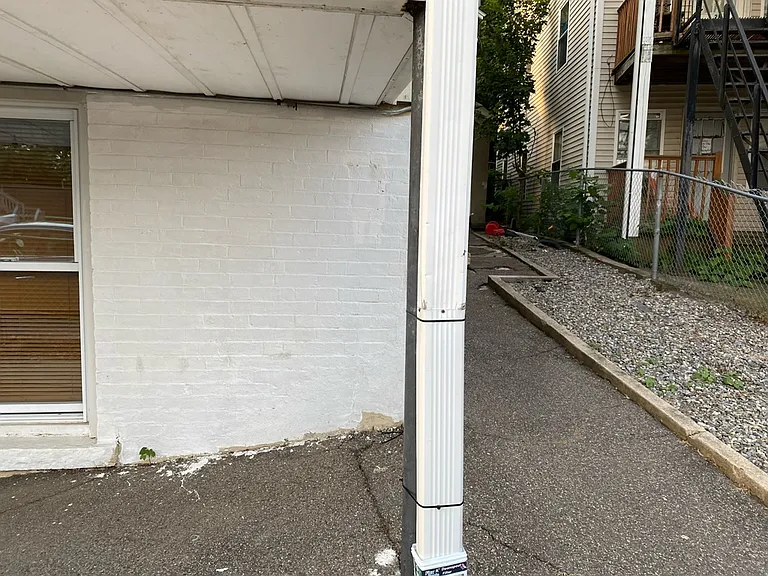 64 Anderson St #1 — Photo 8