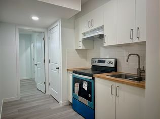 17927 71st St NW #BASEMENT, Edmonton, AB T5Z0V4