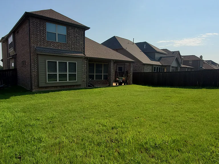 1704 Monahan Dr — Photo 23