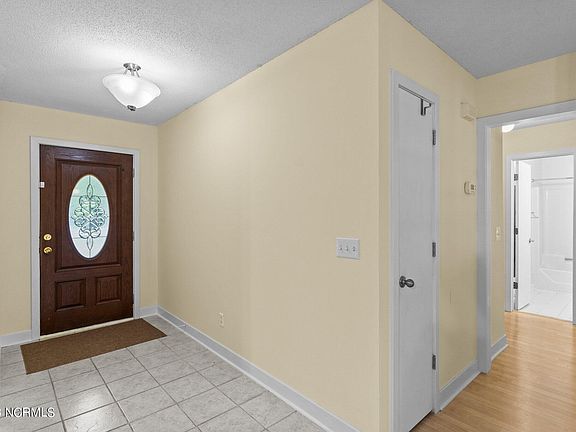 3rd image of 4411 Leatherwood Drive
