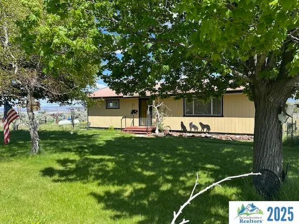 785 Lincoln St, Cedarville, CA 96104