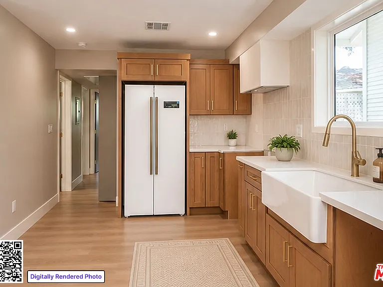 593 E 9th St #B — Photo 7