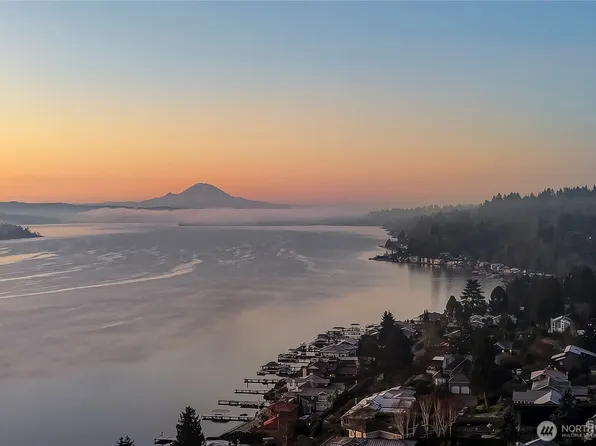 15517 Lake Shore Boulevard NE, Lake Forest Park, WA 98155