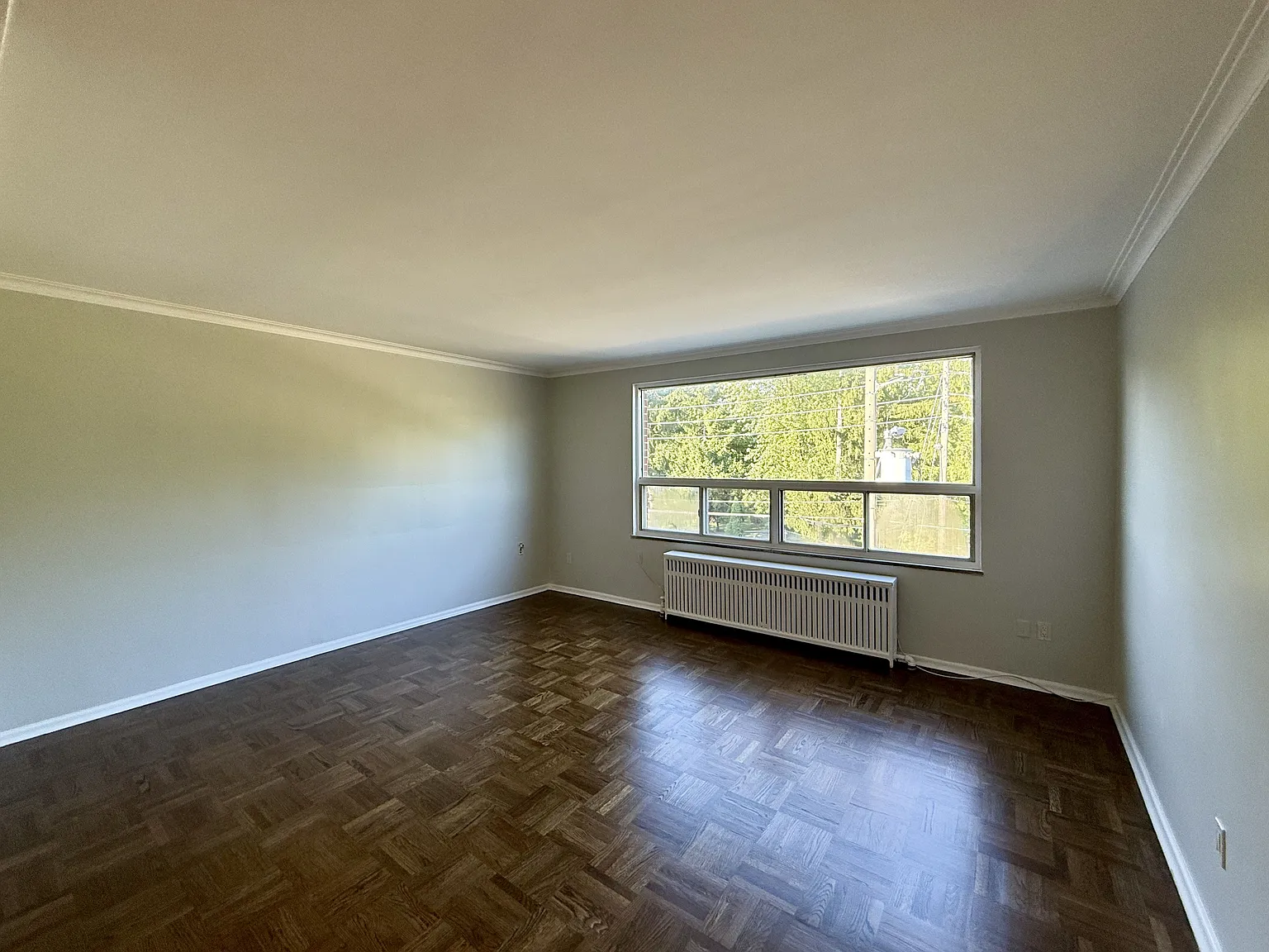 2 bed, 750 sqft, $2,235 — Photo 2