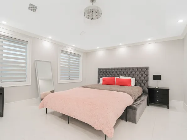 166 Providence Street image 22 of 40