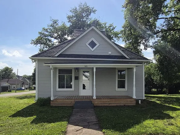 521 S 3rd St, Albia, IA 52531