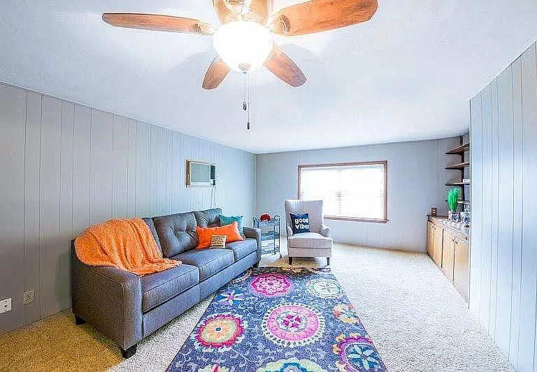 2211 W Sherwood Ave — Photo 11