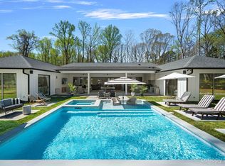 9622 Beatties Ford Rd, Huntersville, NC 28078