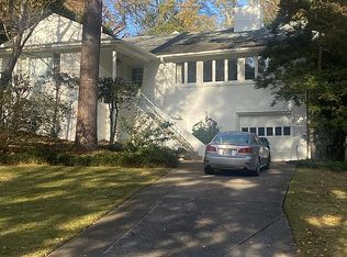 2916 Virginia Rd, Mountain Brook, AL 35223