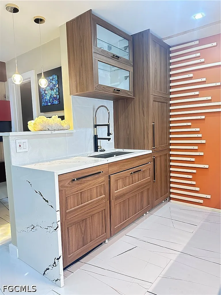 2 bed, 2.0 bath, 1037 sqft, $3,000 — Photo 2