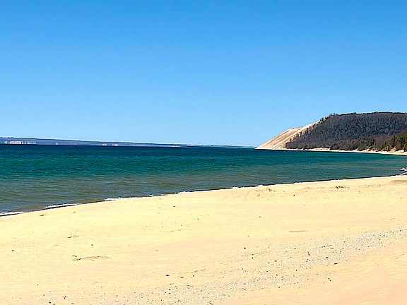 3rd image of 11566 S Sunset Dr