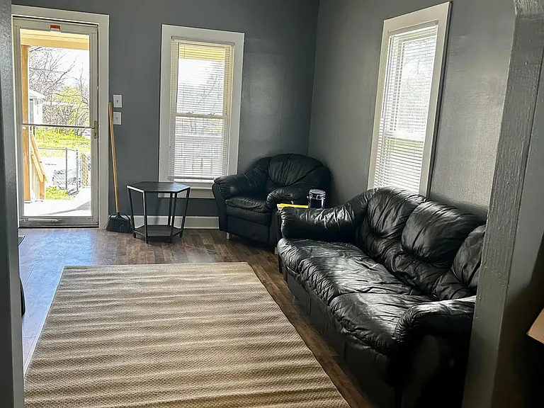 2956 Hiawatha St — Photo 5
