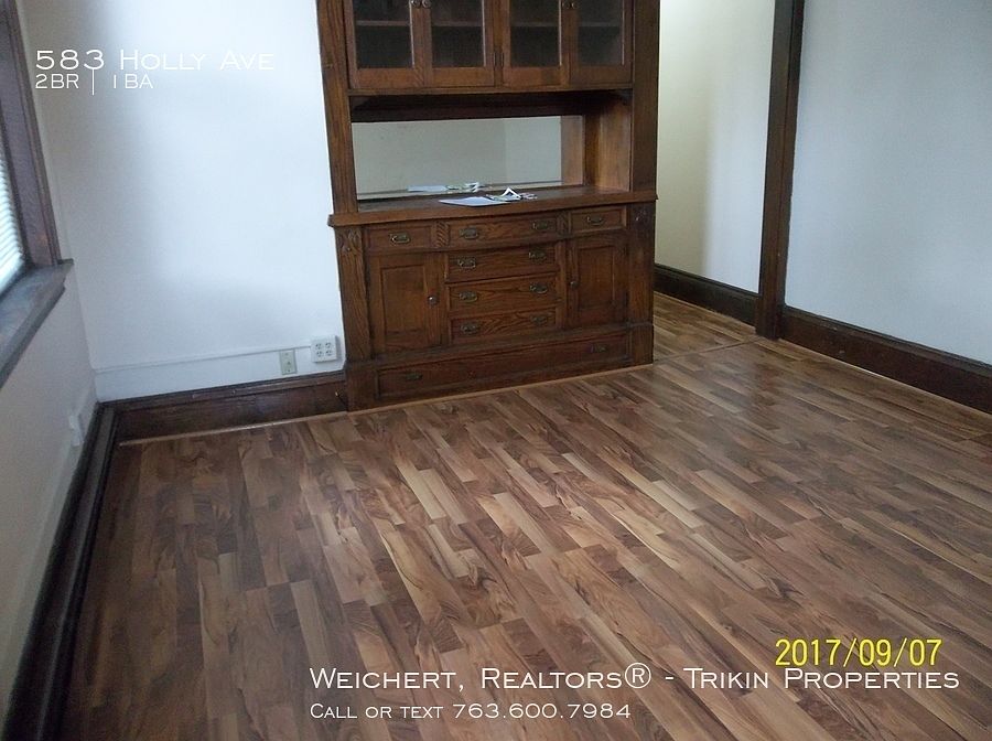 1st image of 583 Holly Ave
