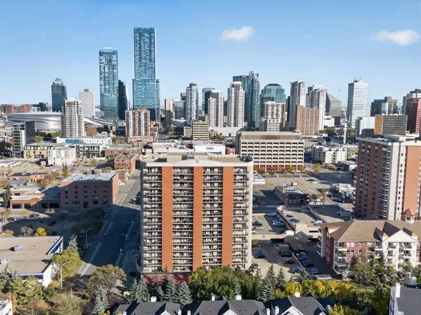 10909 103rd Ave NW #1106, Edmonton, AB T5K 2W7