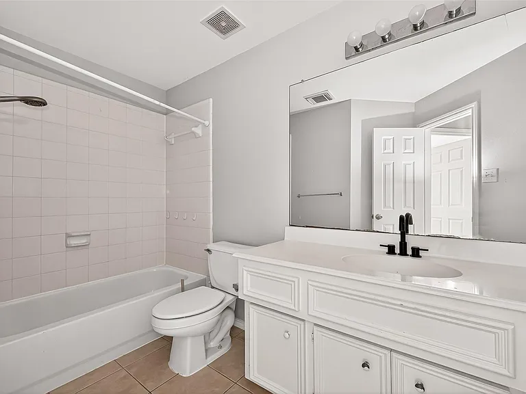 25507 Lyon Springs Ct — Photo 45