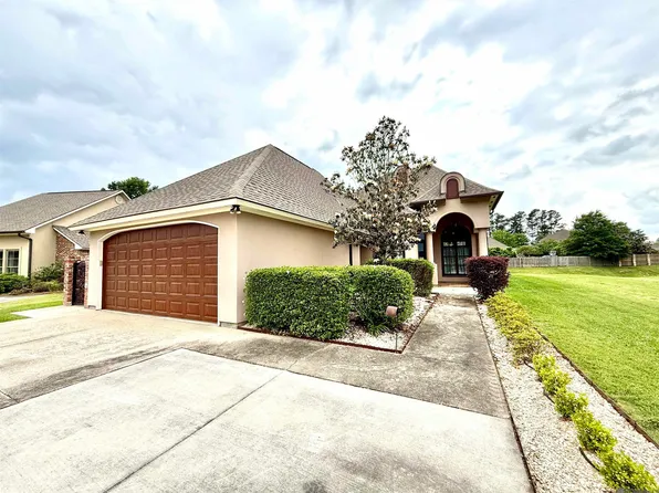 9528 Sawgrass Blvd, Denham Springs, LA 70726