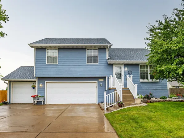 1004 15th St SE, Bondurant, IA 50035