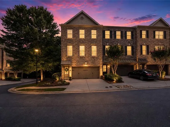 3435 Willow Oak Dr, Norcross, GA 30092