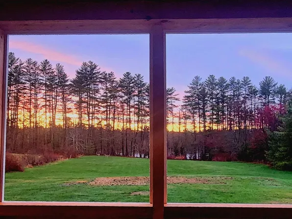12 Hummingbird Lane, Standish, ME 04085