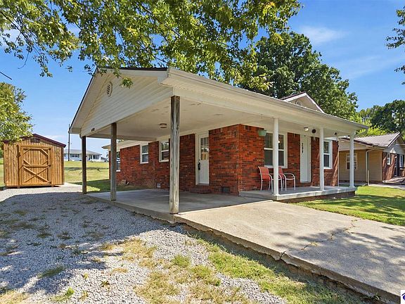 3rd image of 209 Goff Dr