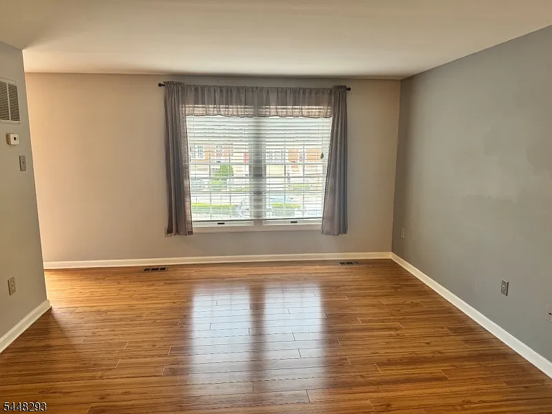 2 bed, 2.5 bath, $2,400 — Photo 4